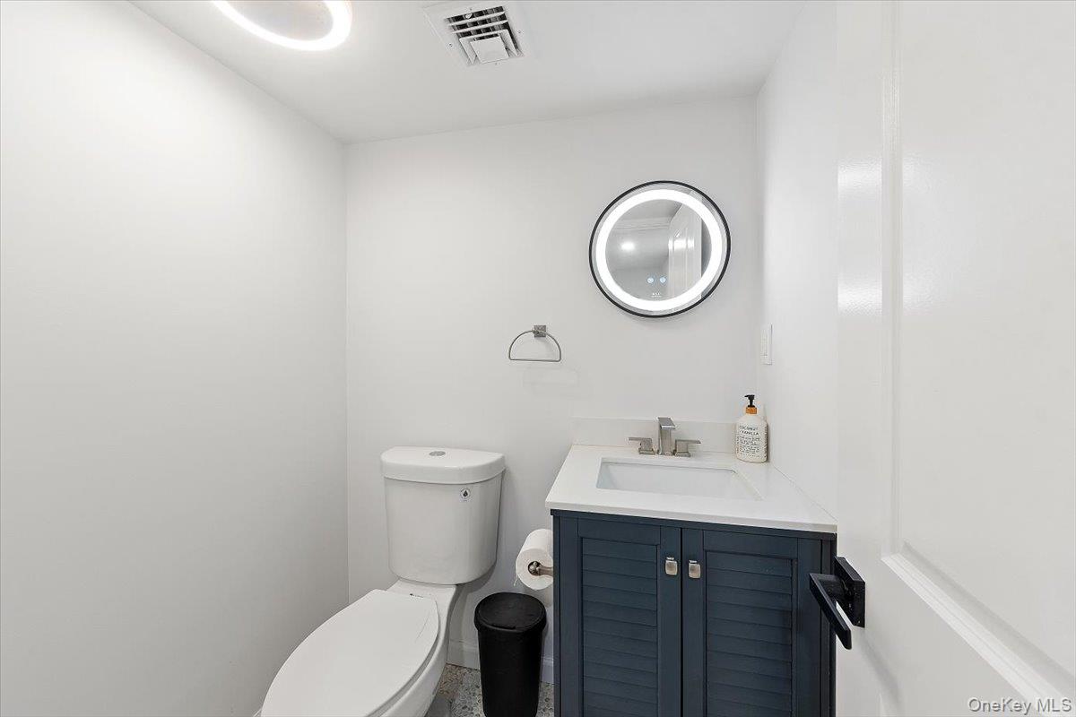 175 Edgepark Road, White Plains, NY 10603