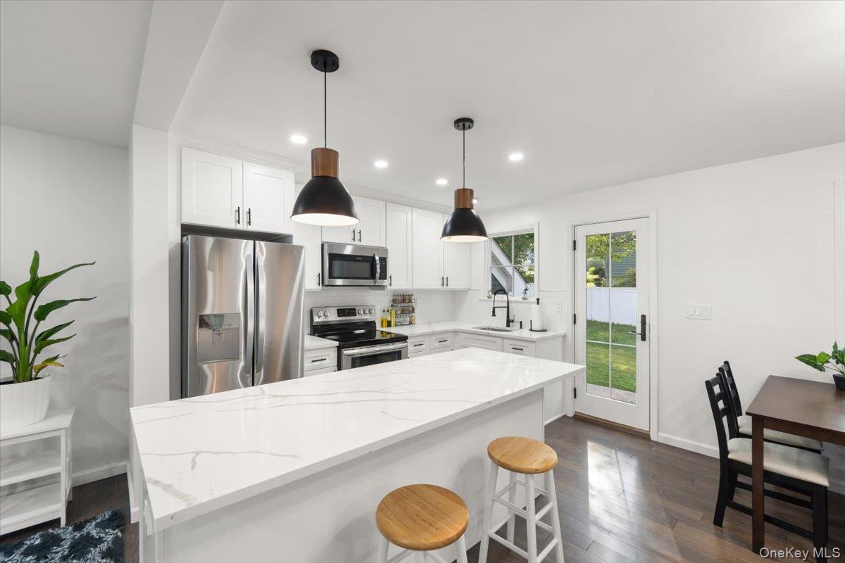 175 Edgepark Road, White Plains, NY 10603