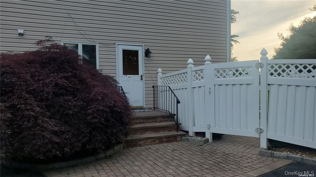 57 Sage Hollow Court, Dix Hills, NY 11746