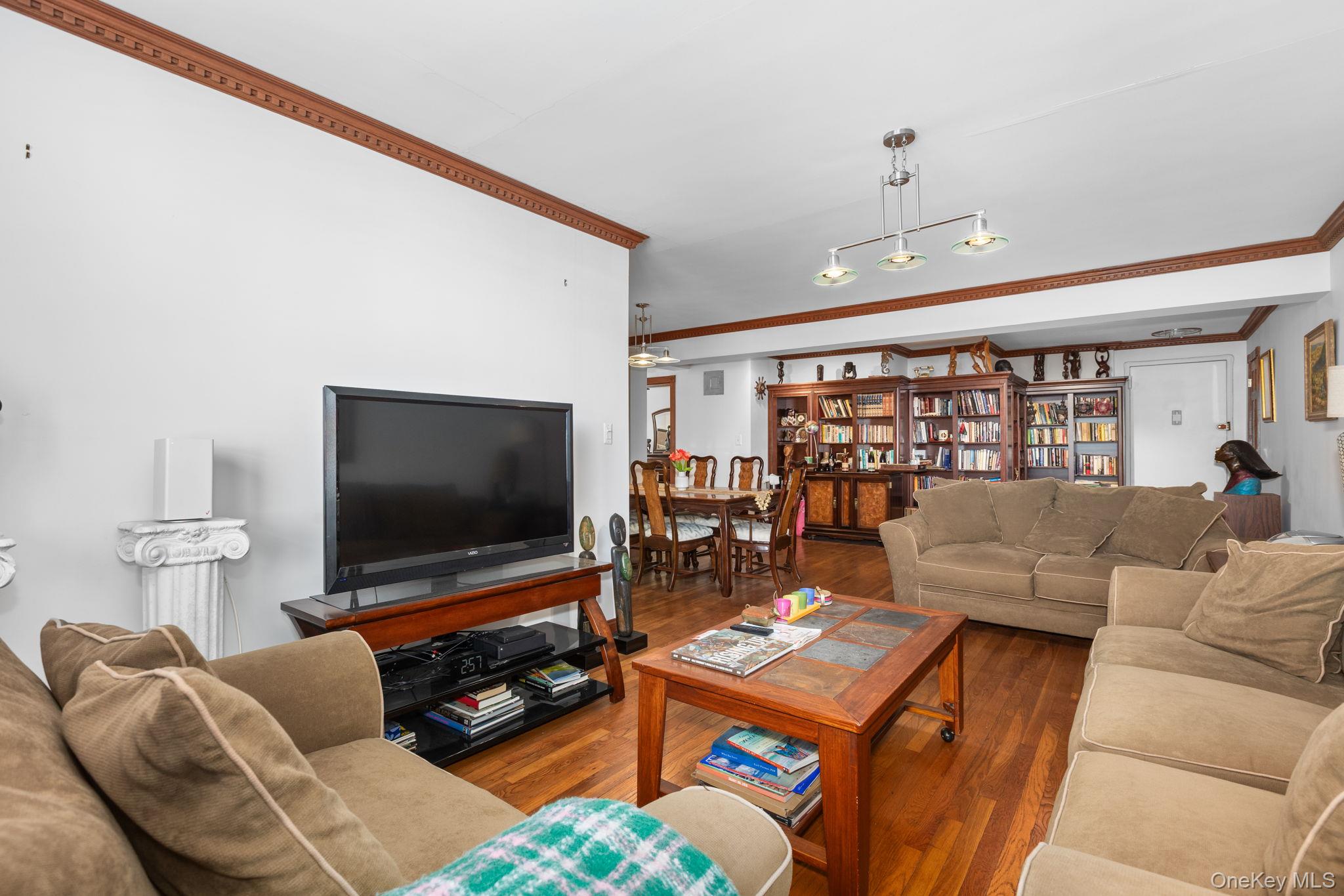 3531 Bronxwood Avenue # 2J, Bronx, NY 10469