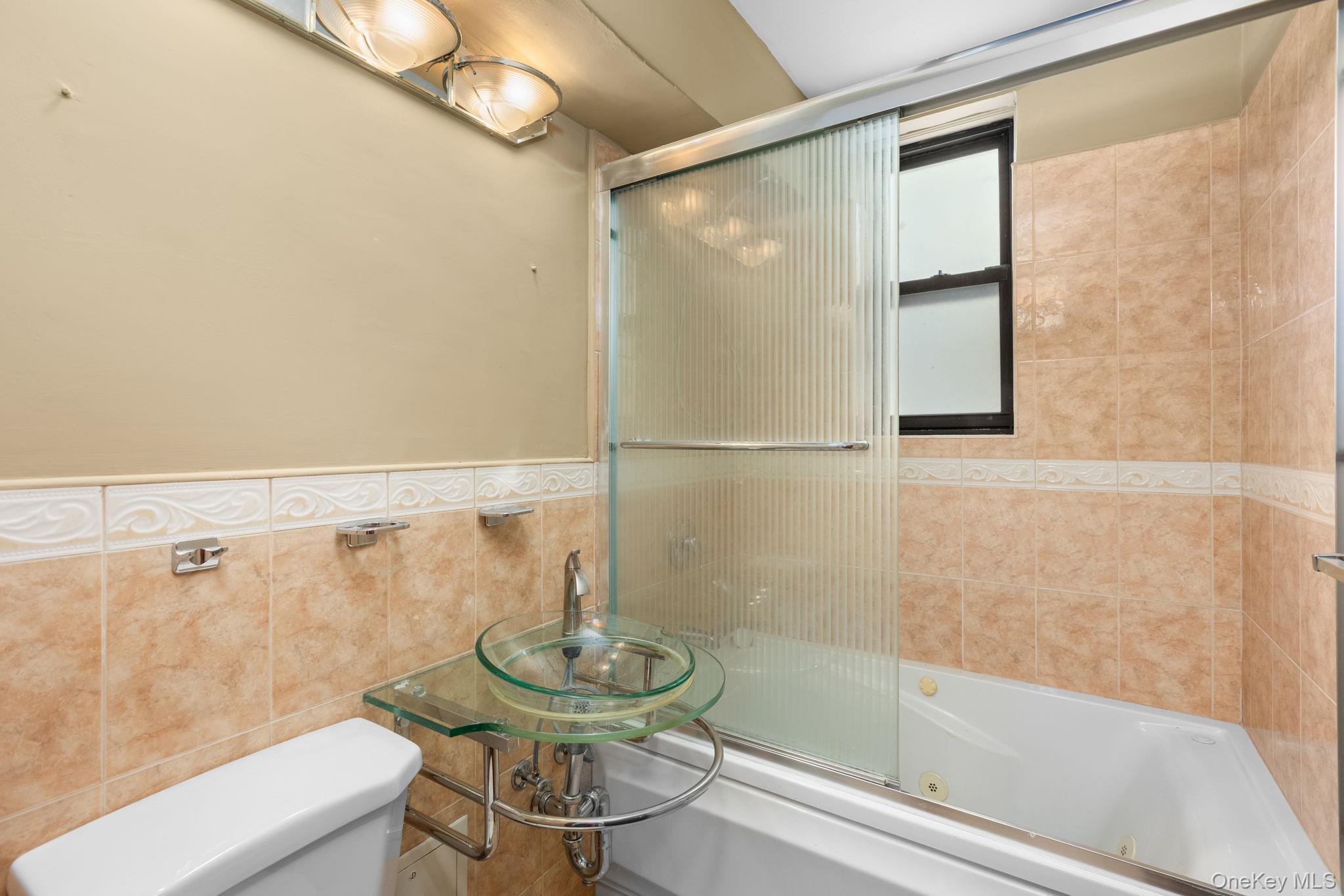 3531 Bronxwood Avenue # 2J, Bronx, NY 10469