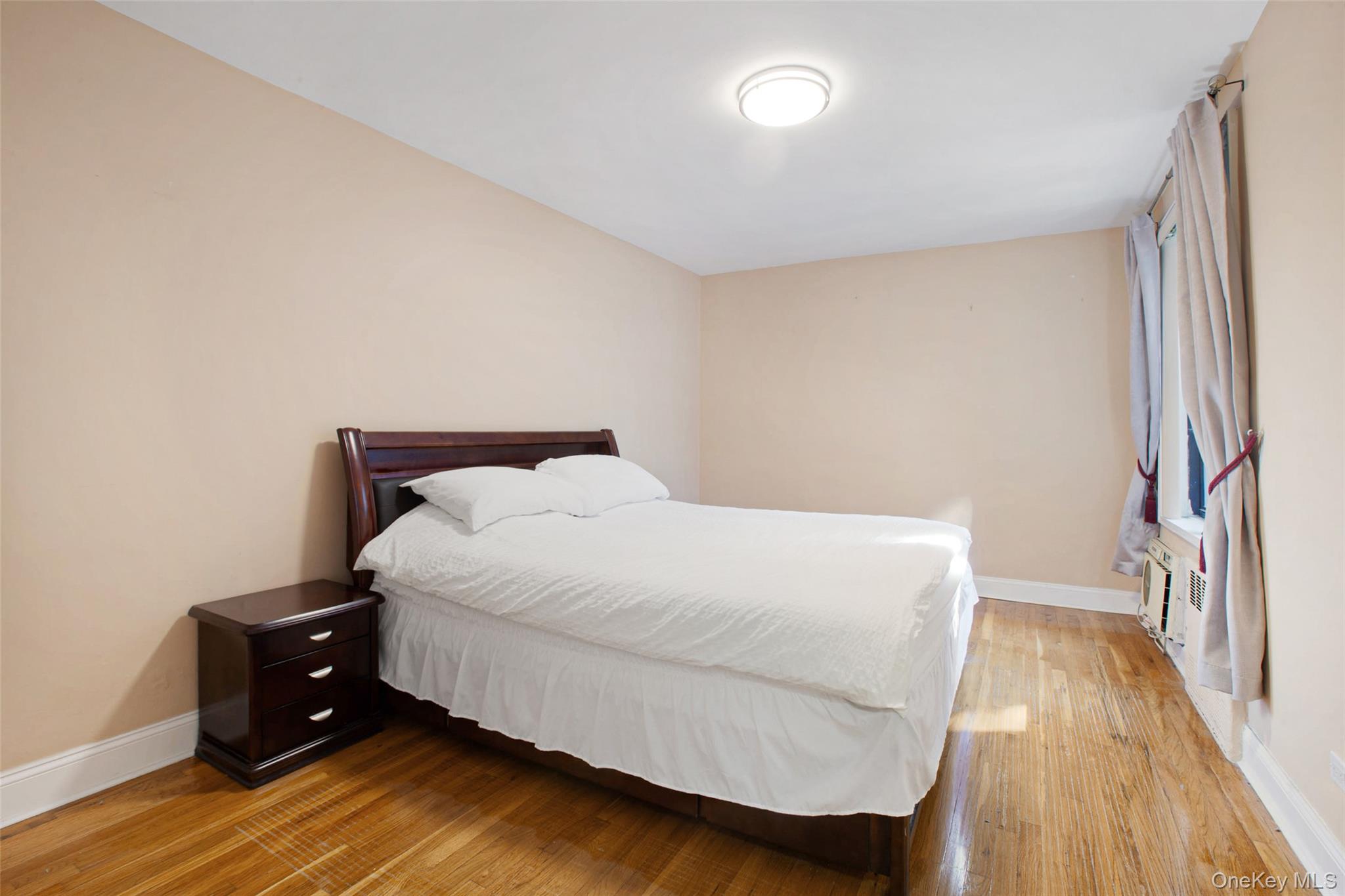 224-24 Union Turnpike # 2N, Oakland Gardens, NY 11364