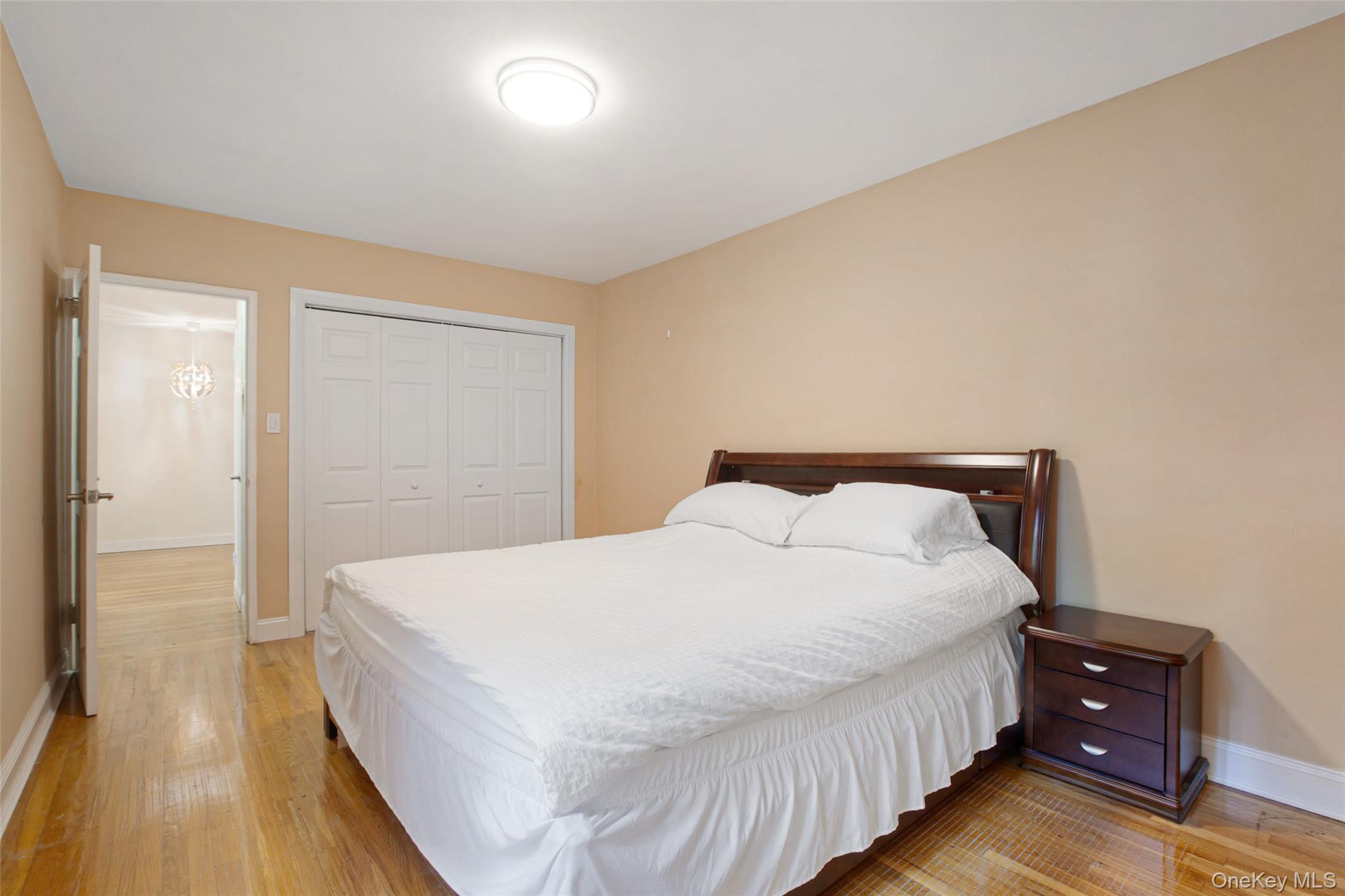 224-24 Union Turnpike # 2N, Oakland Gardens, NY 11364