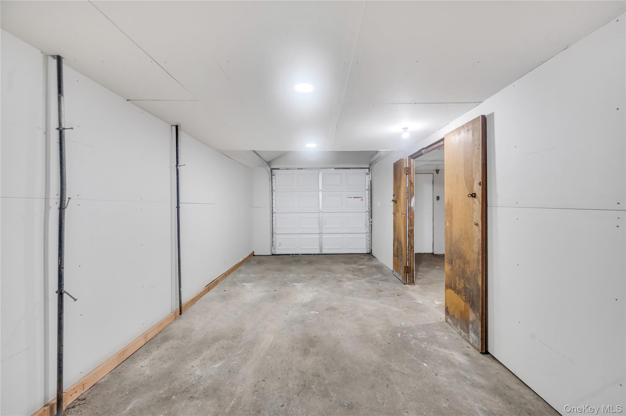 17 Pinetree Drive, Shirley, NY 11967