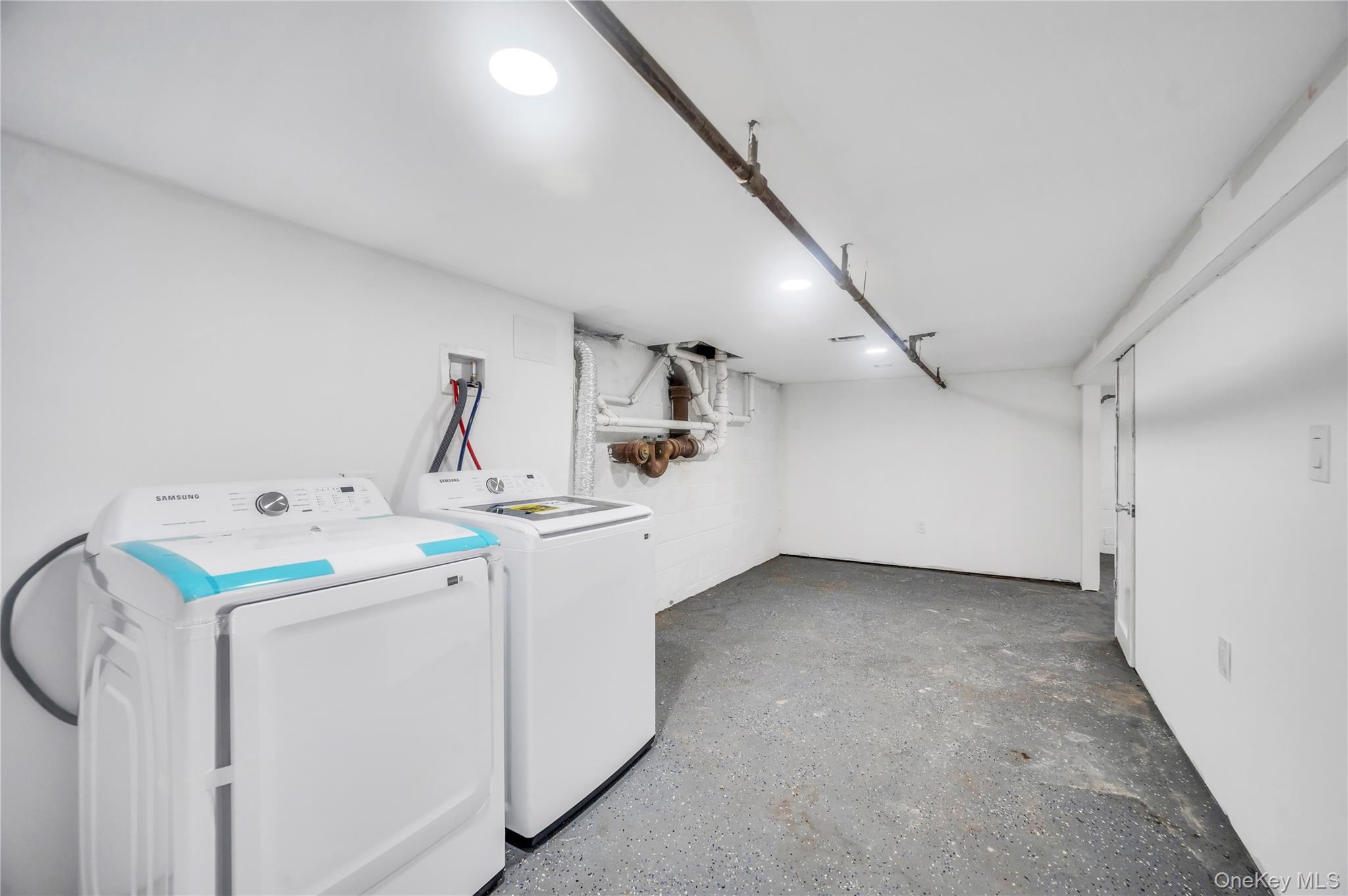 17 Pinetree Drive, Shirley, NY 11967