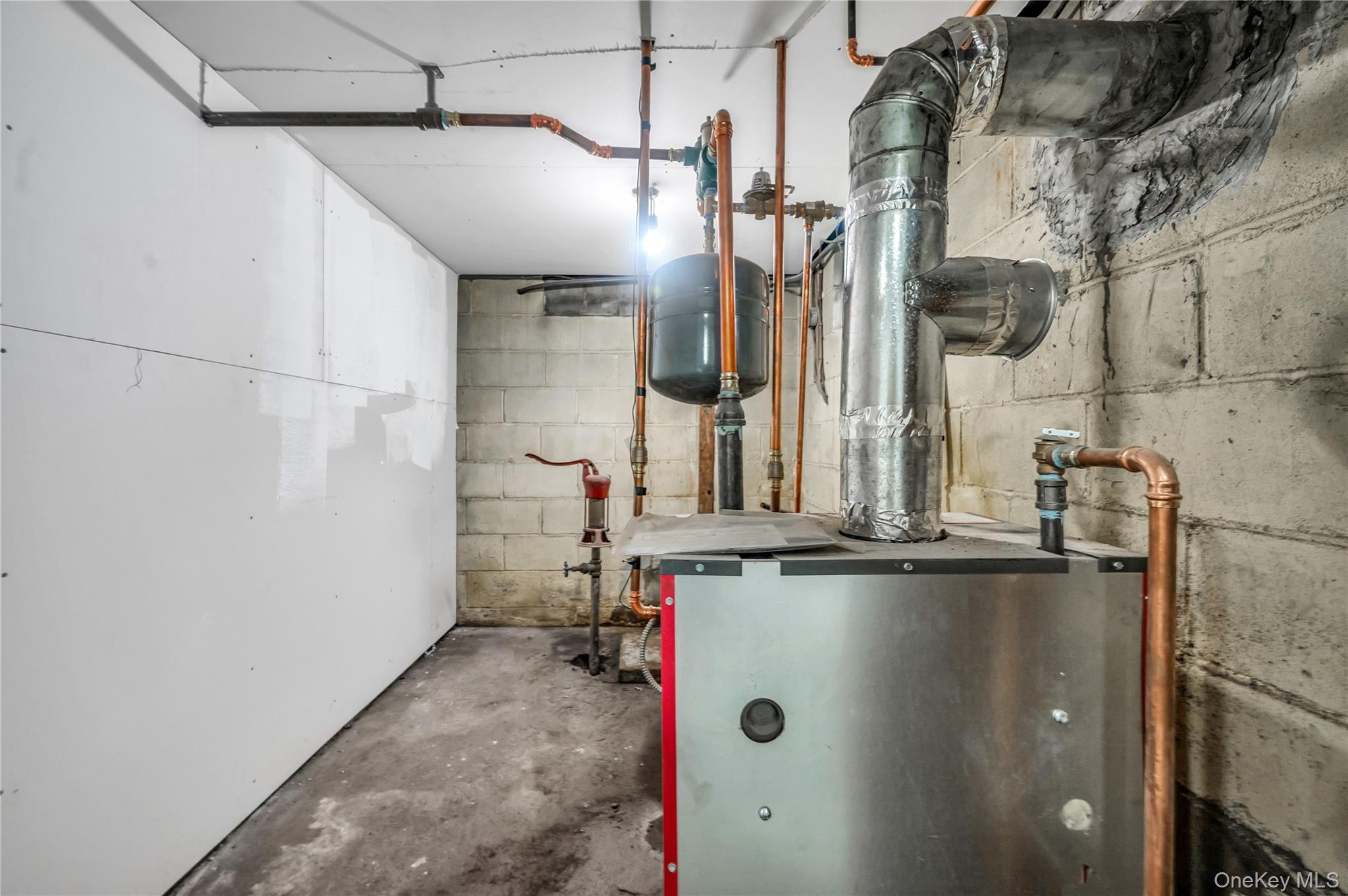 17 Pinetree Drive, Shirley, NY 11967