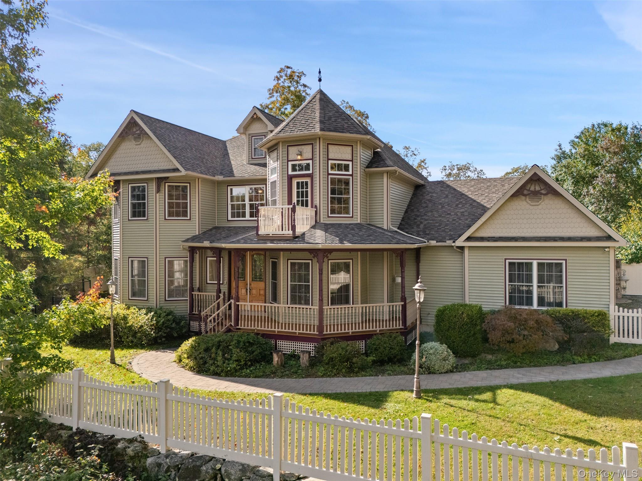 211 Woodmont Road, Hopewell Junction, NY 12533