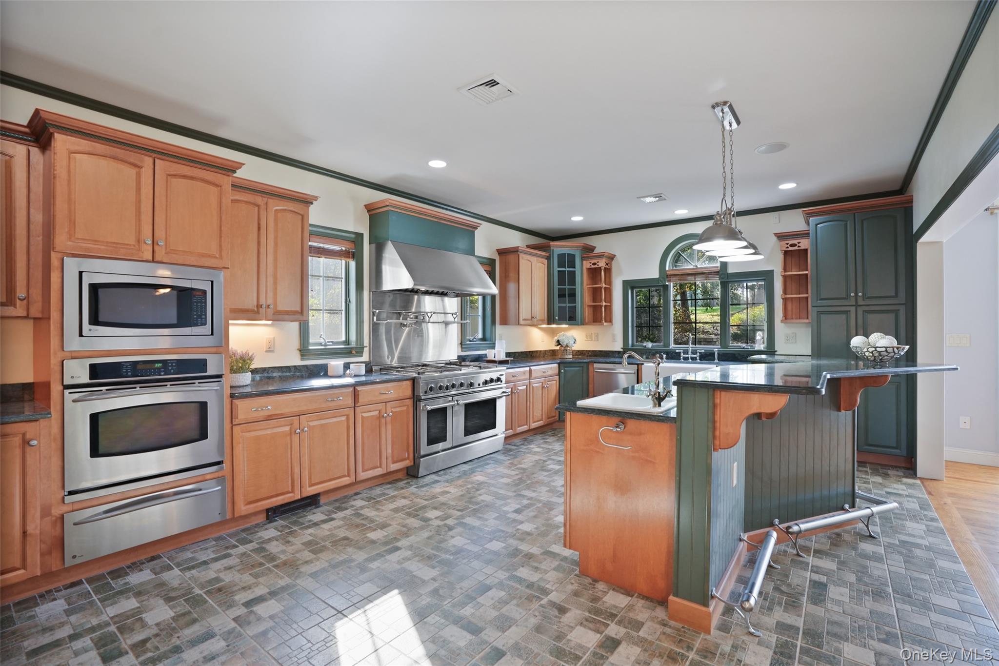 211 Woodmont Road, Hopewell Junction, NY 12533