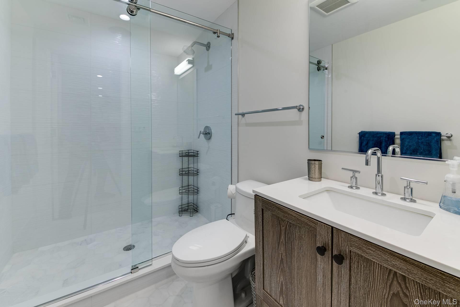 7 Old Sag Harbor Road, East Hampton, NY 11937