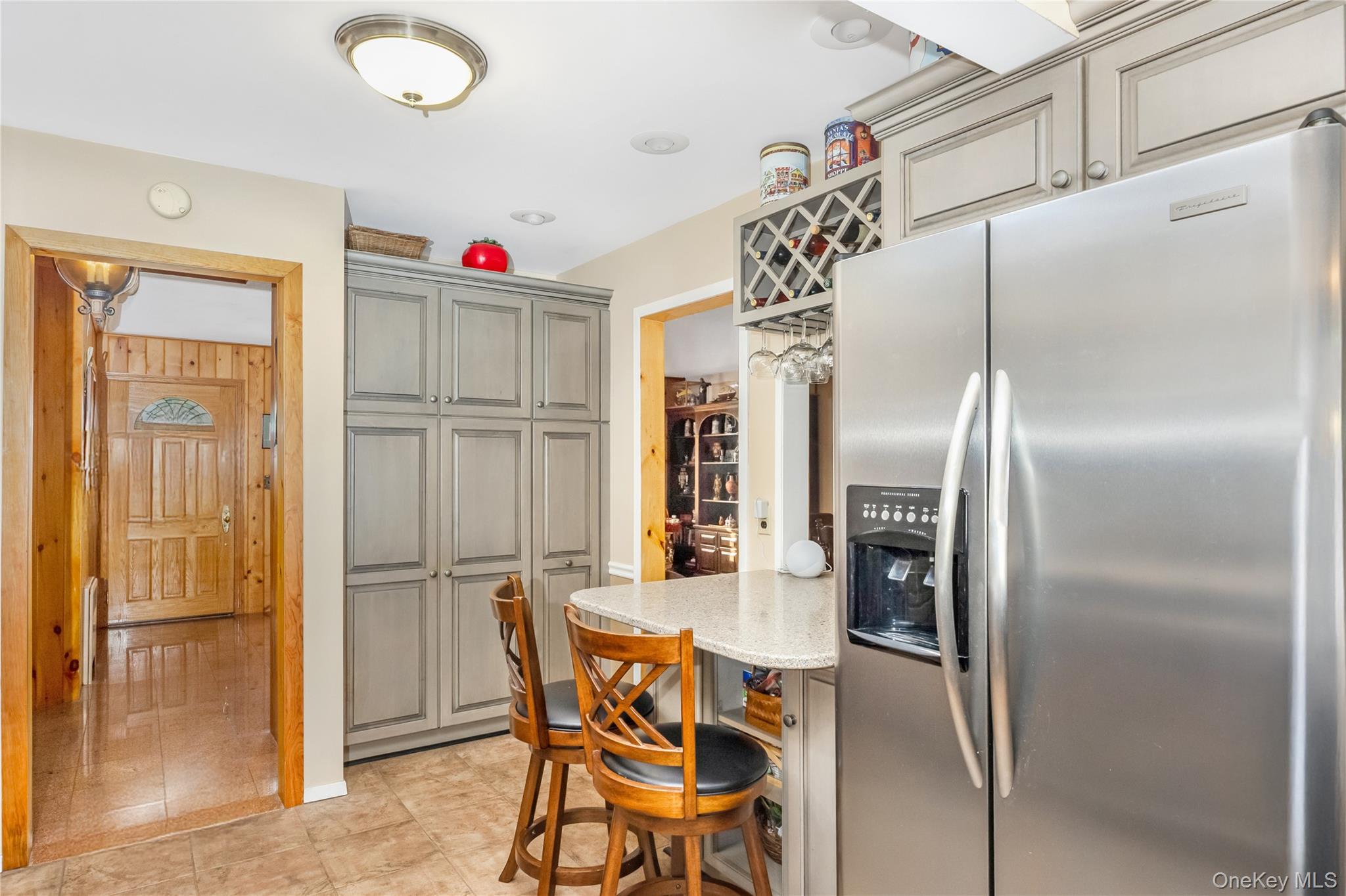 40 Damin Drive, Farmingdale, NY 11735