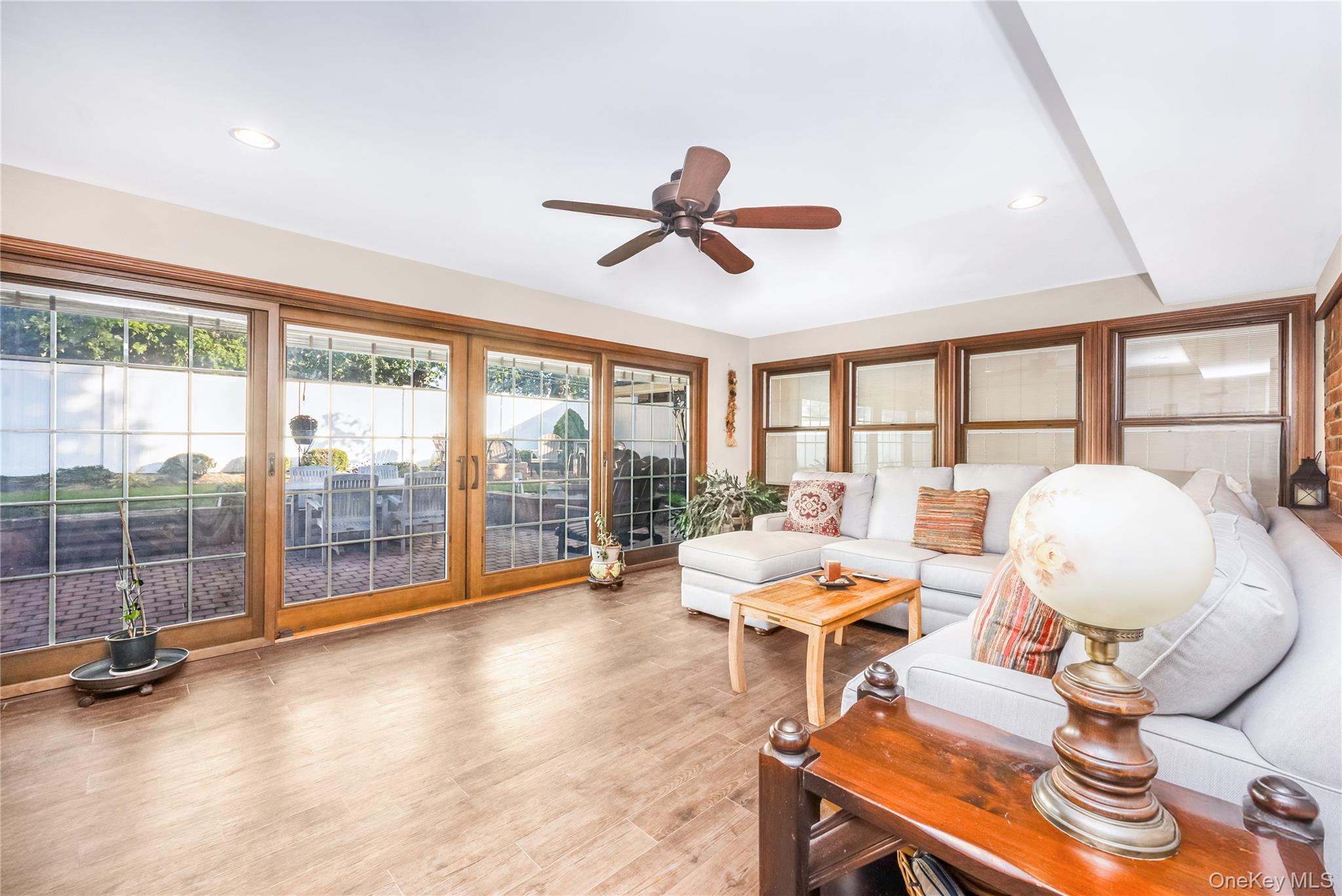 40 Damin Drive, Farmingdale, NY 11735