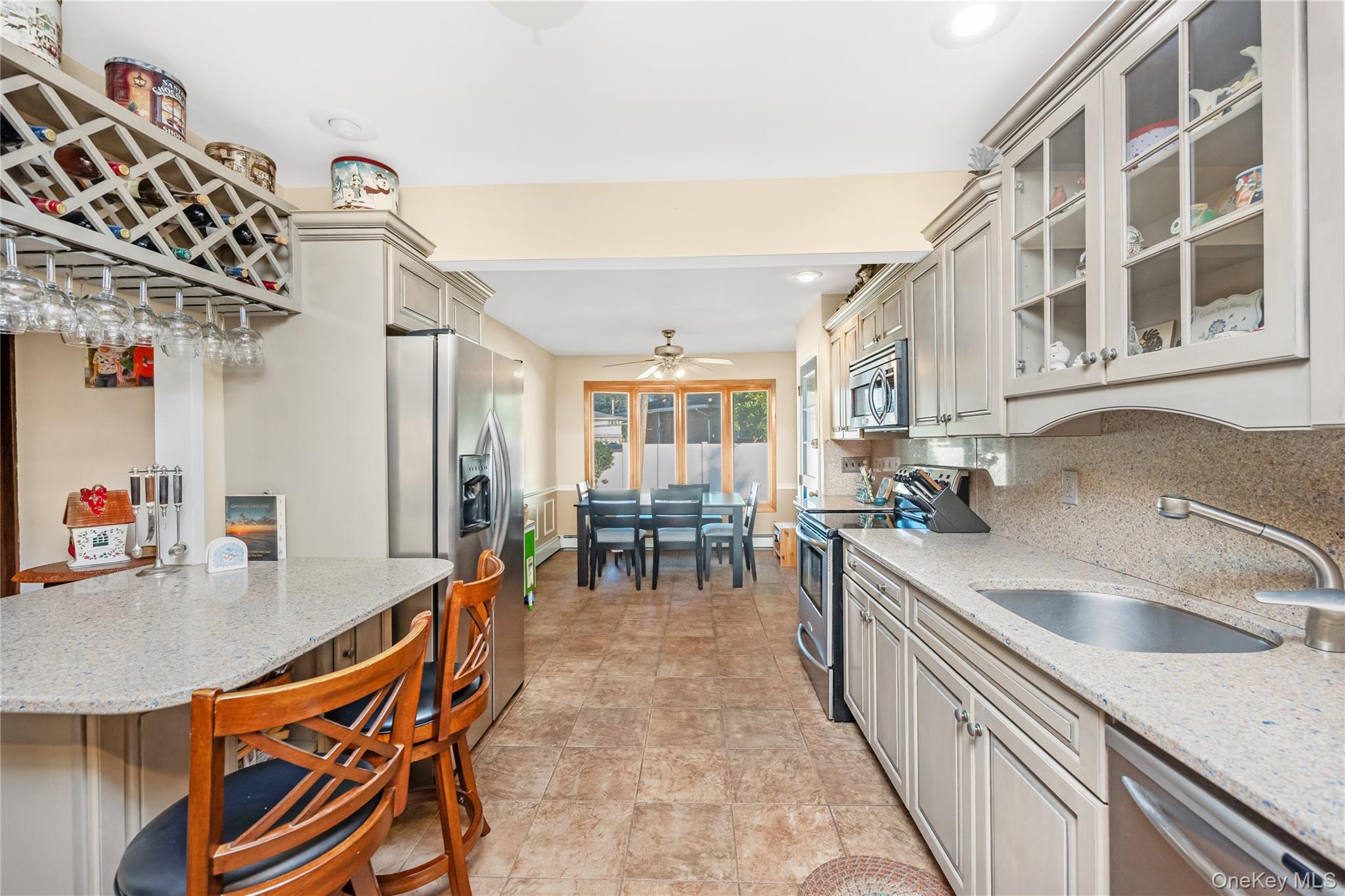 40 Damin Drive, Farmingdale, NY 11735