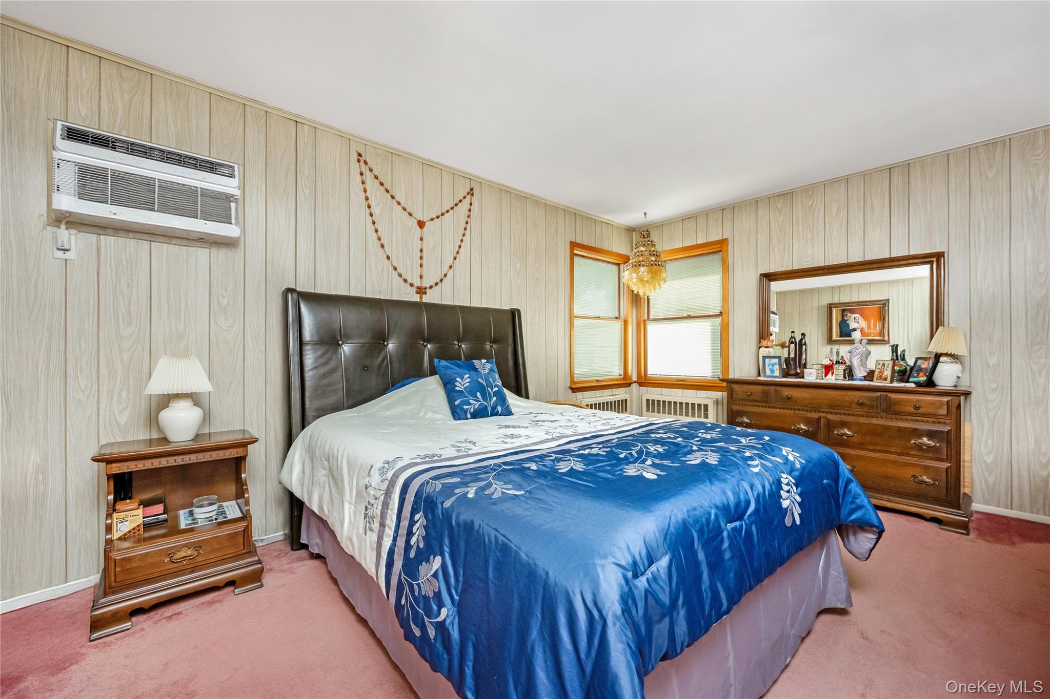 40 Damin Drive, Farmingdale, NY 11735