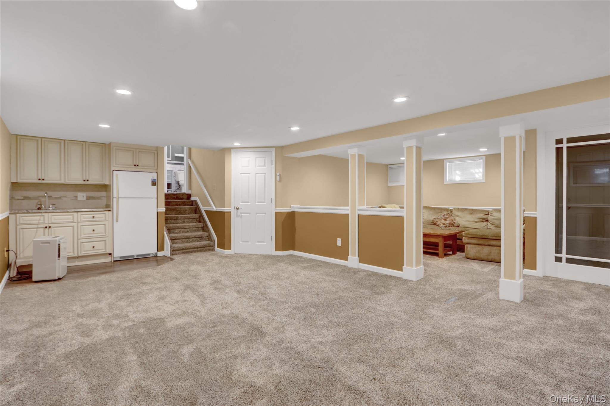 75 Unqua Road, Massapequa, NY 11758