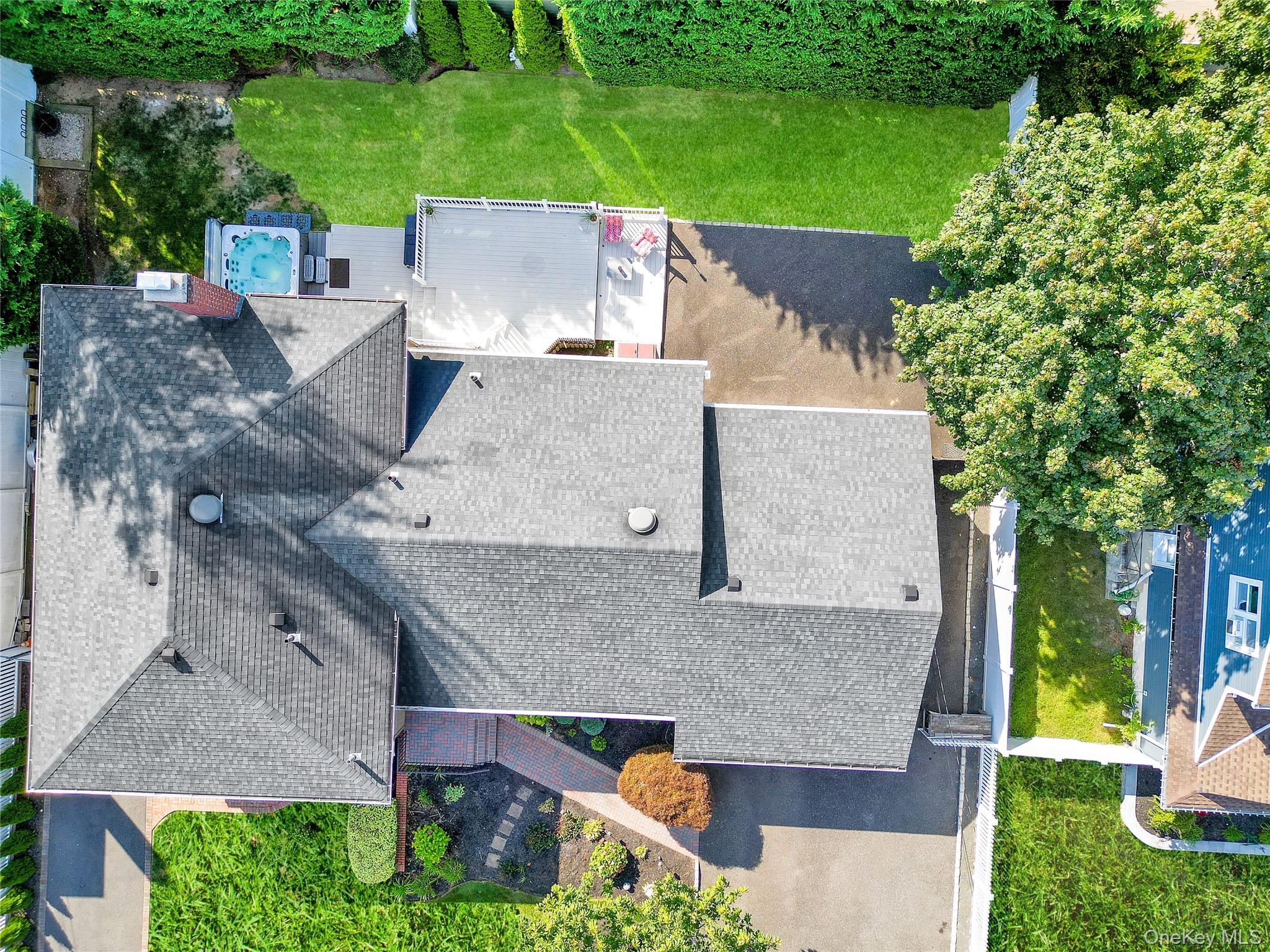 75 Unqua Road, Massapequa, NY 11758