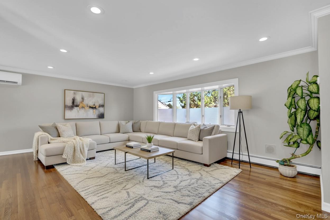 75 Unqua Road, Massapequa, NY 11758