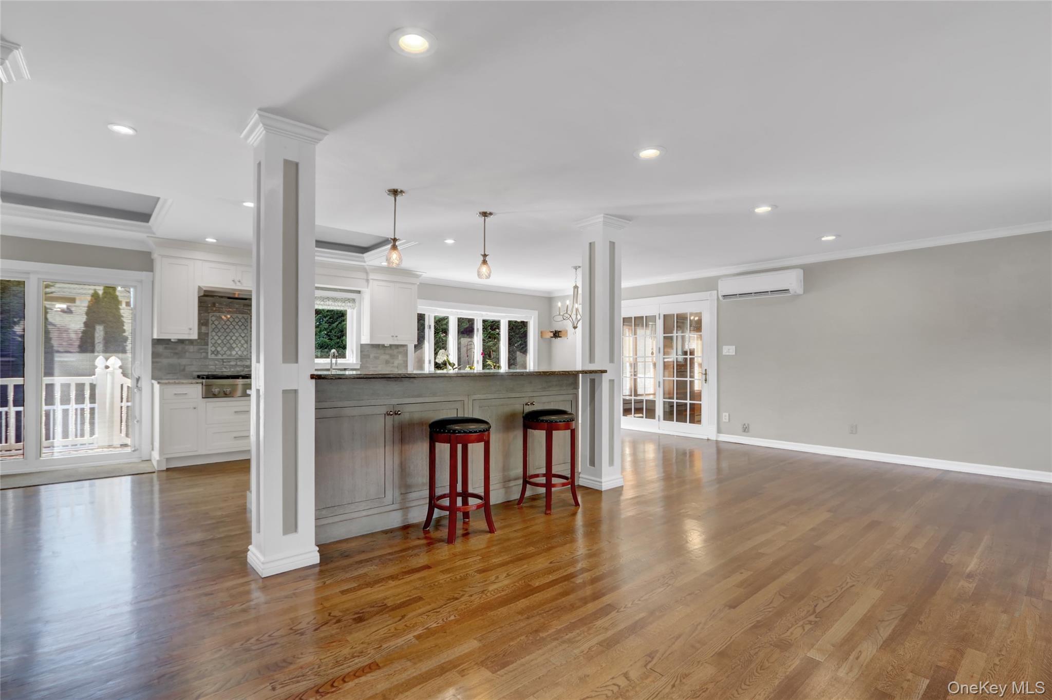 75 Unqua Road, Massapequa, NY 11758