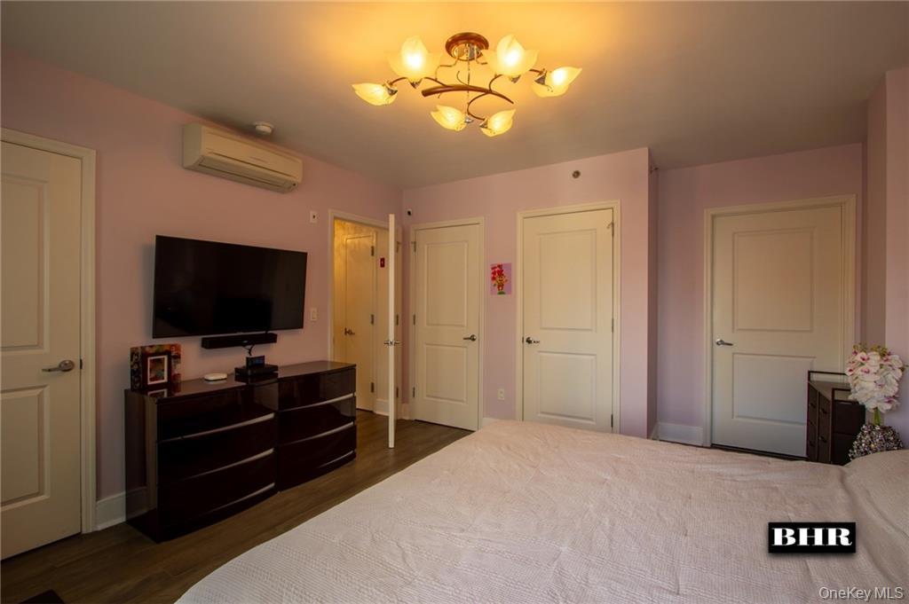 3435 Guider Avenue # 5A, Brooklyn, NY 11235