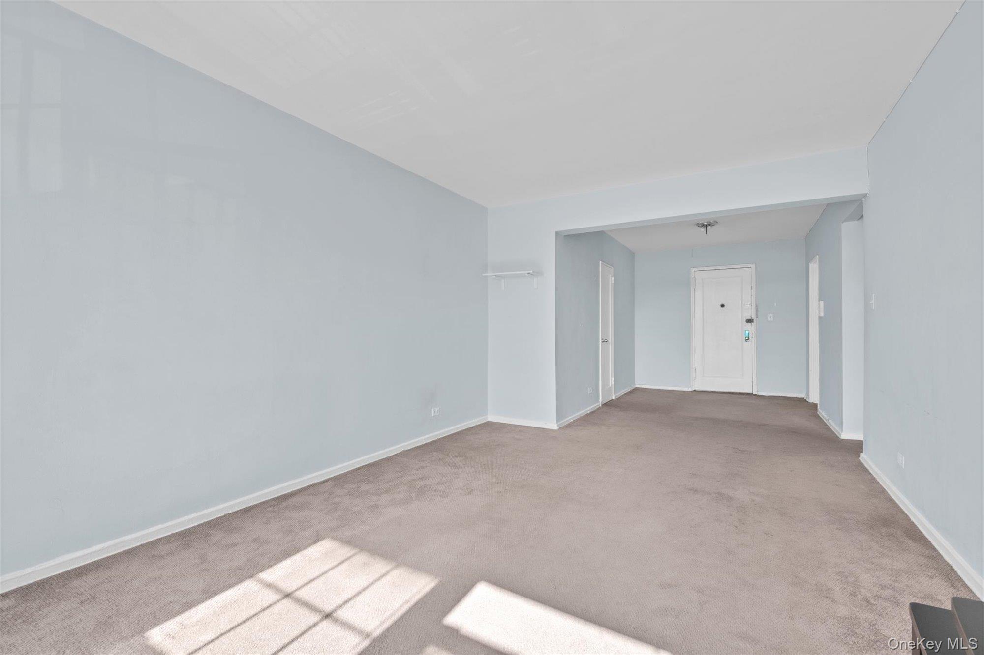 63-93 Woodhaven Boulevard # 2F3, Rego Park, NY 11374