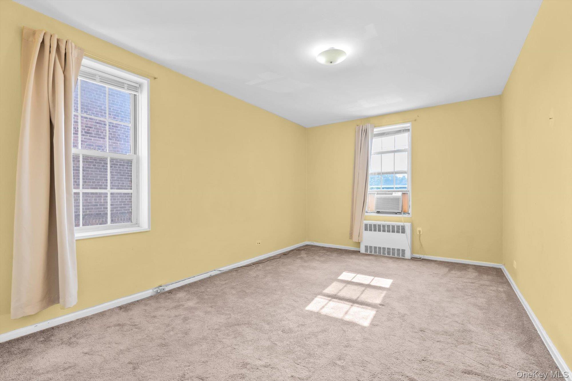 63-93 Woodhaven Boulevard # 2F3, Rego Park, NY 11374