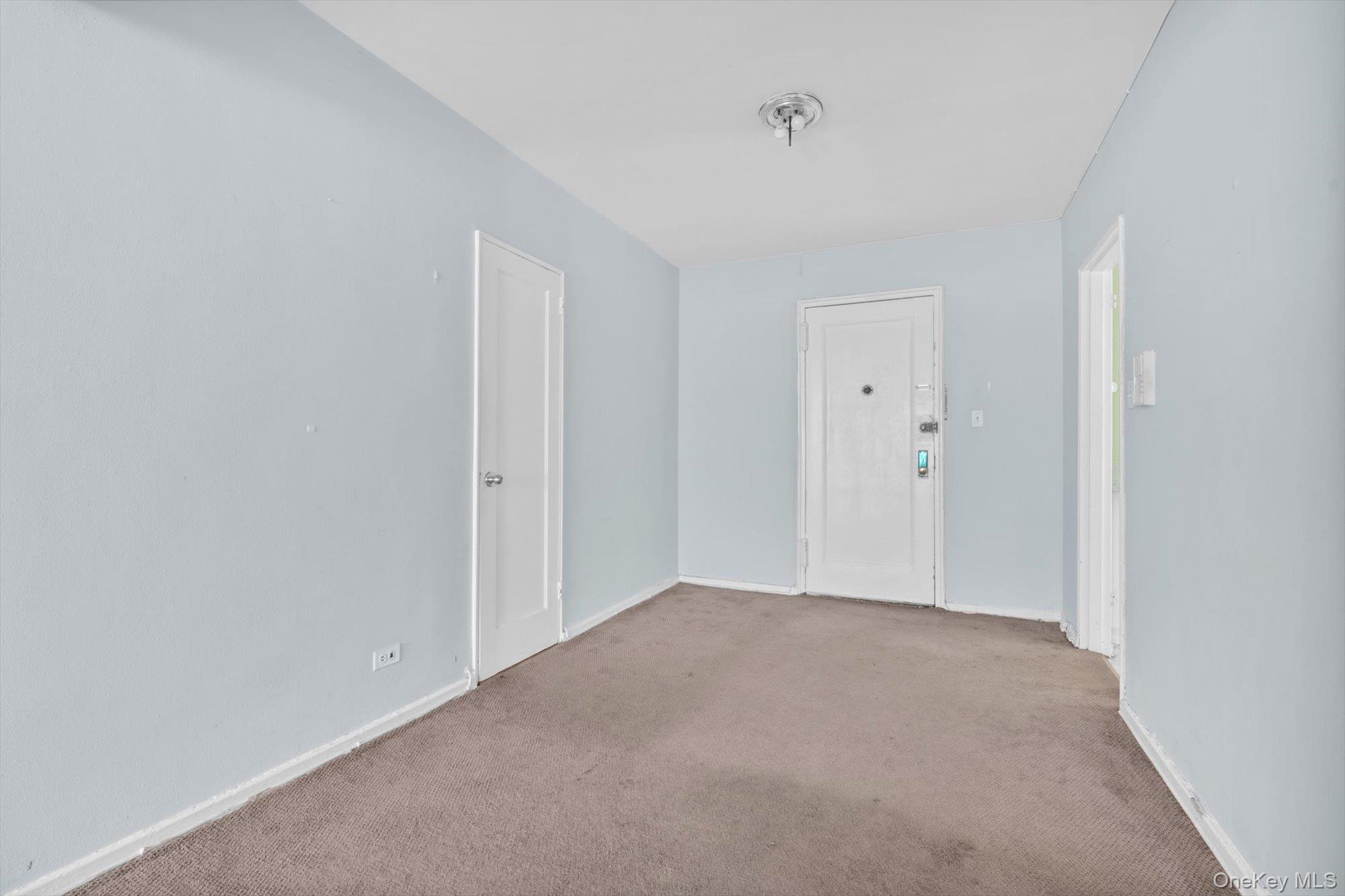 63-93 Woodhaven Boulevard # 2F3, Rego Park, NY 11374