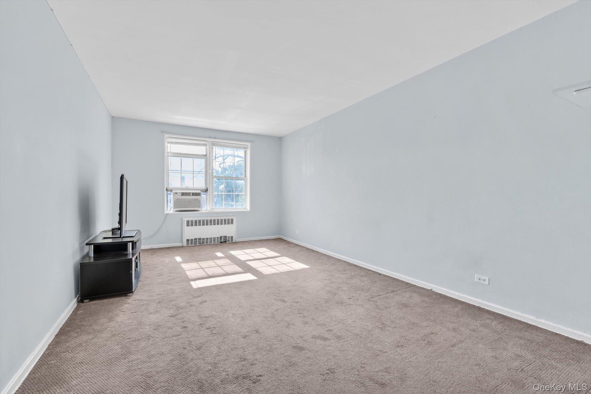 63-93 Woodhaven Boulevard # 2F3, Rego Park, NY 11374