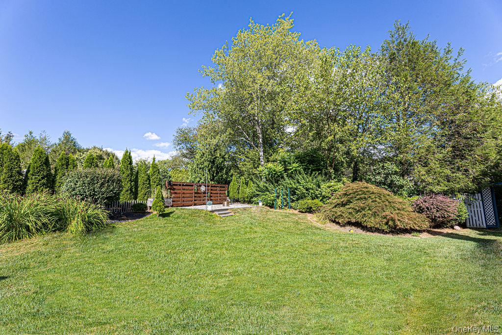 8 Cale Road, Amawalk, NY 10501