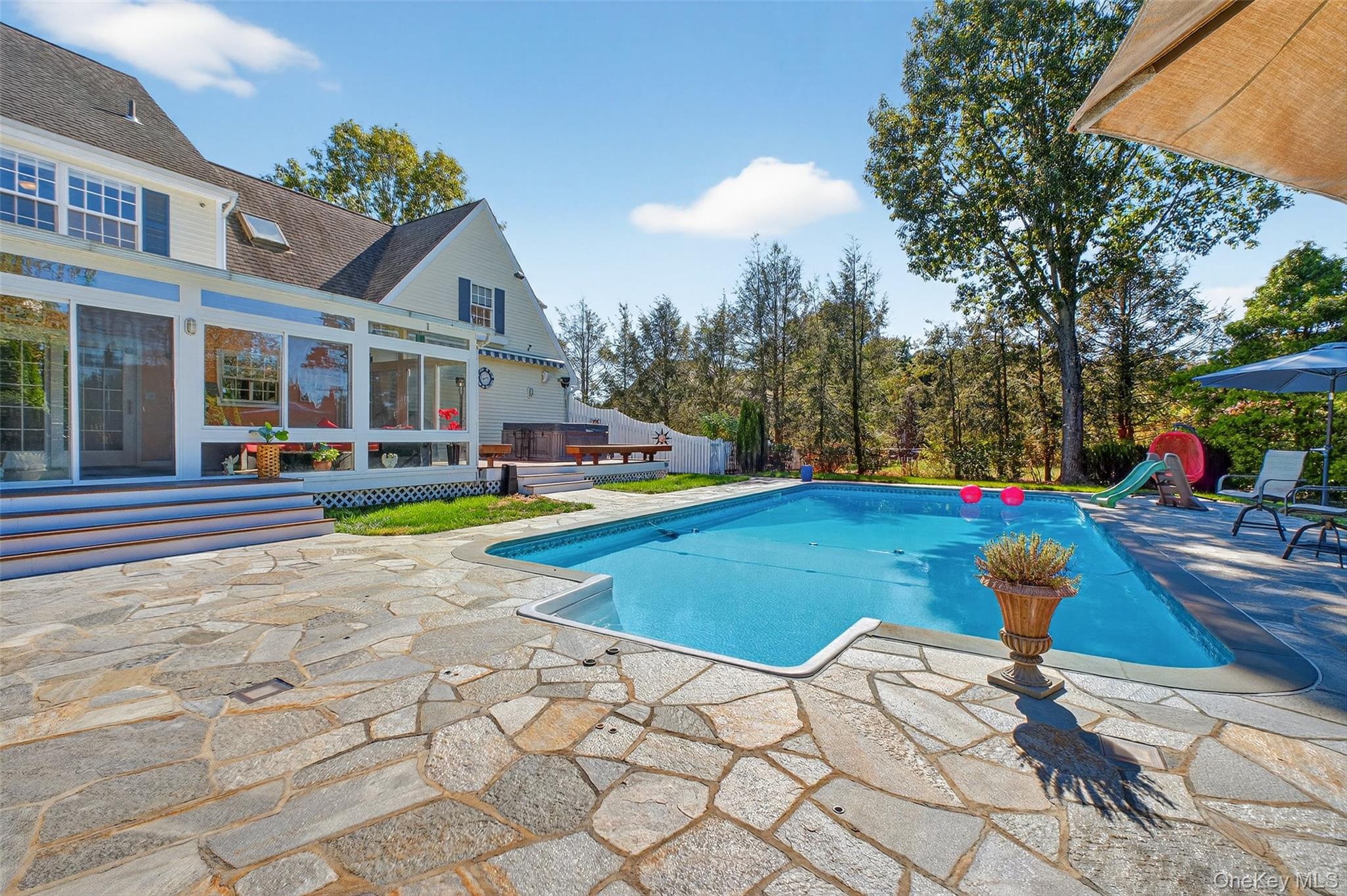 8 Cale Road, Amawalk, NY 10501