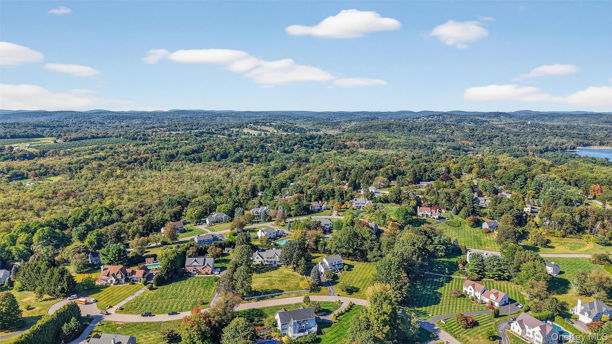 8 Cale Road, Amawalk, NY 10501