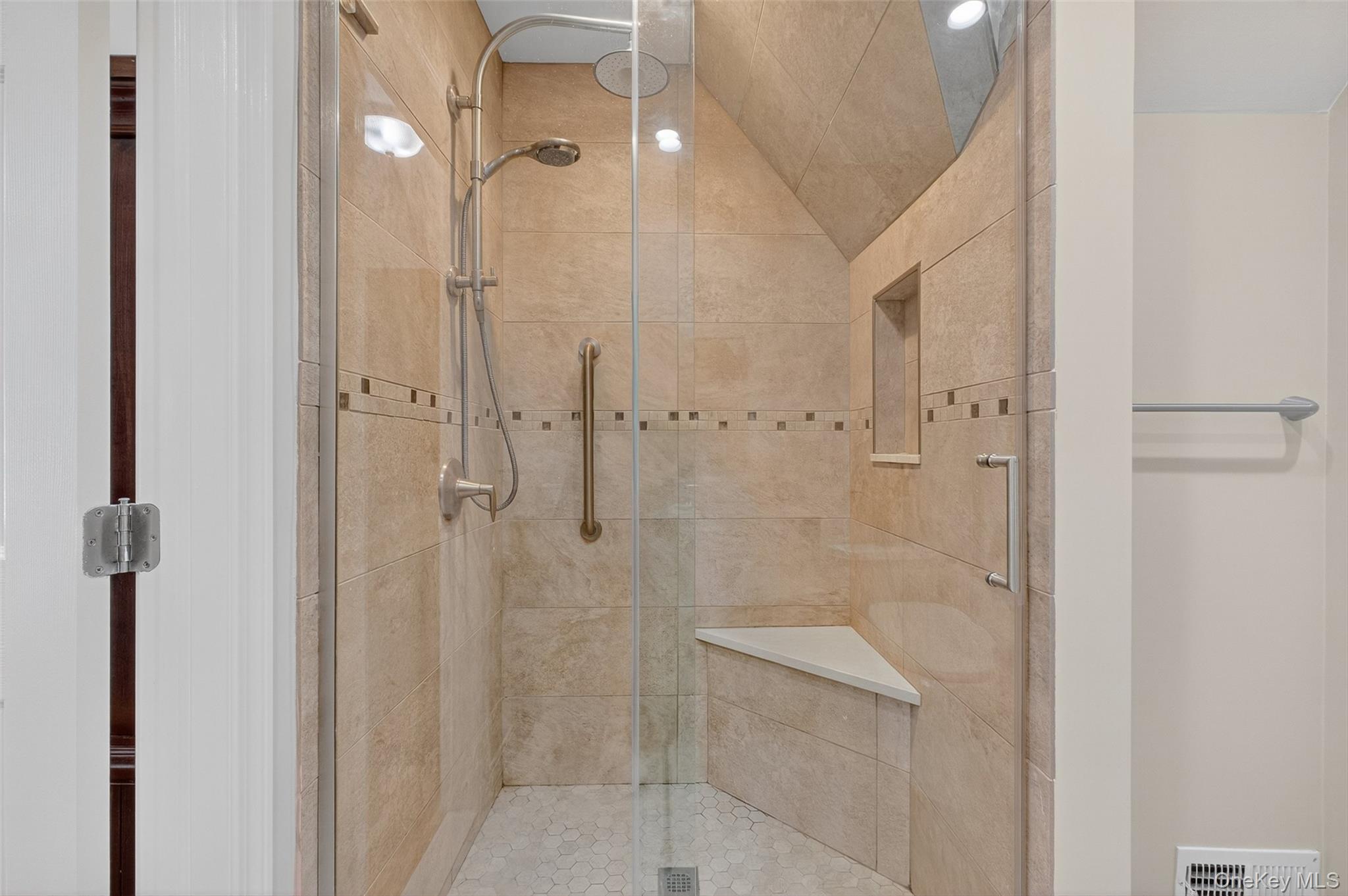 8 Cale Road, Amawalk, NY 10501