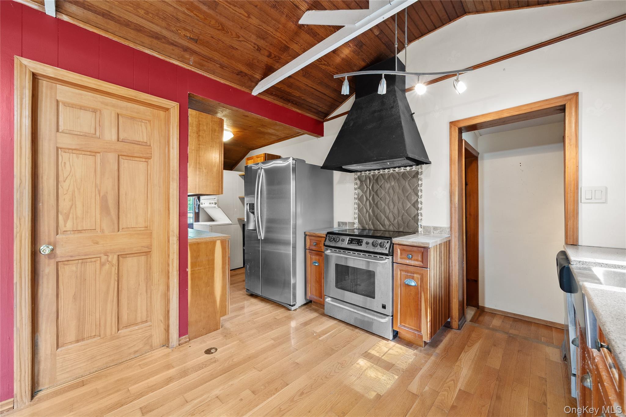 14 Whitestone Road, Sound Beach, NY 11789