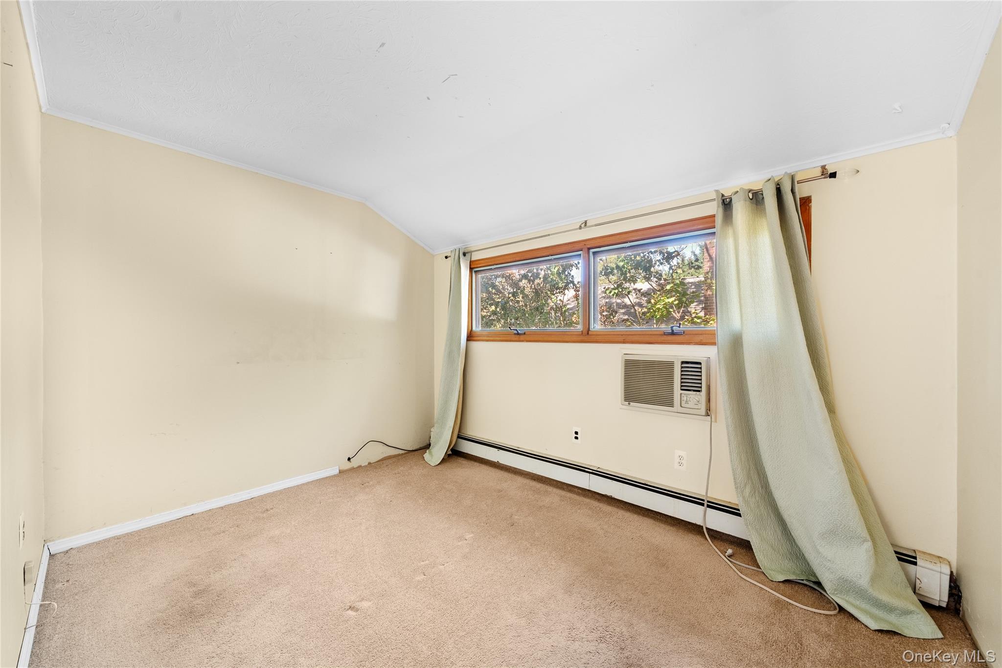 14 Whitestone Road, Sound Beach, NY 11789