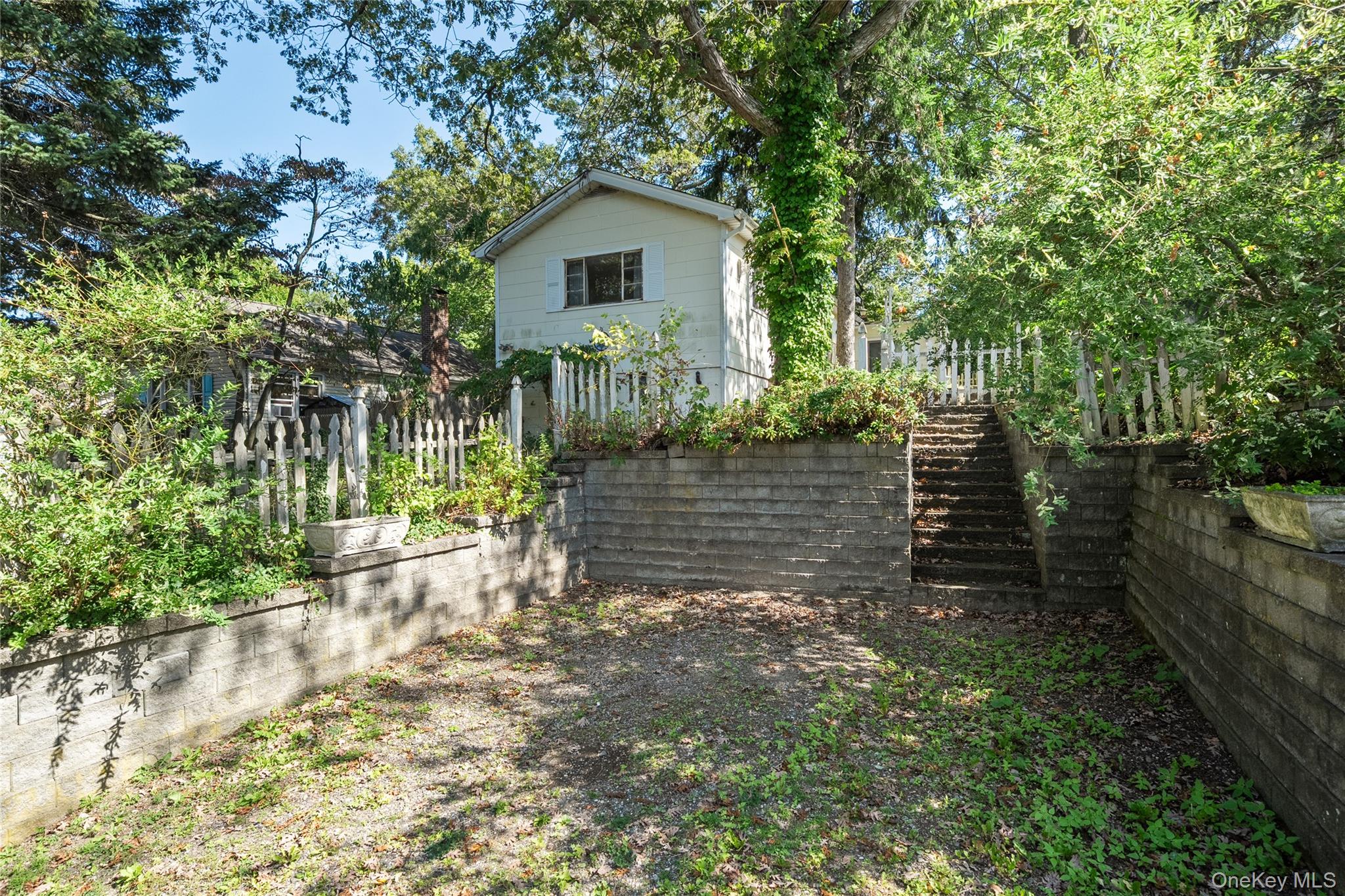 14 Whitestone Road, Sound Beach, NY 11789