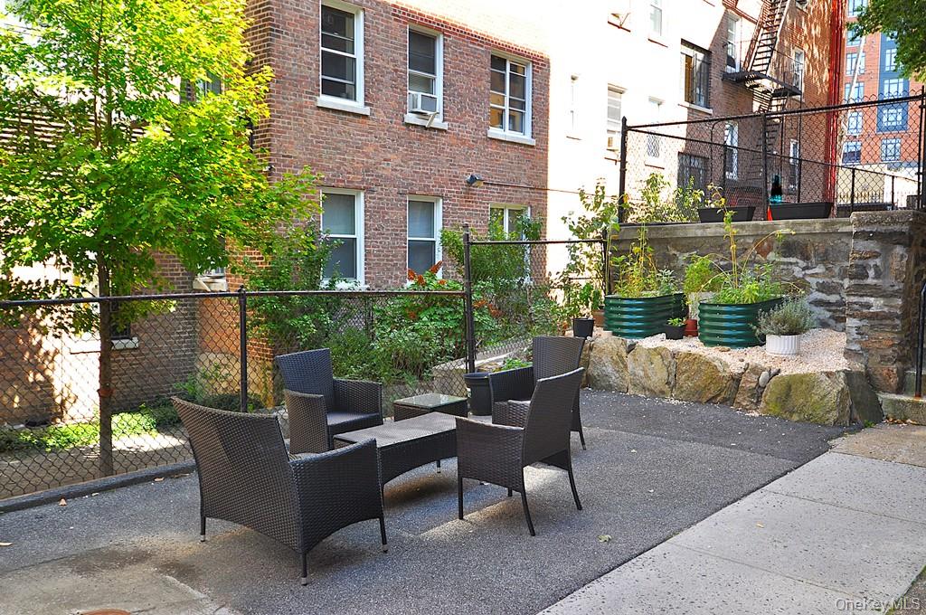 61 W Grand Street # 0-C, Mount Vernon, NY 10552