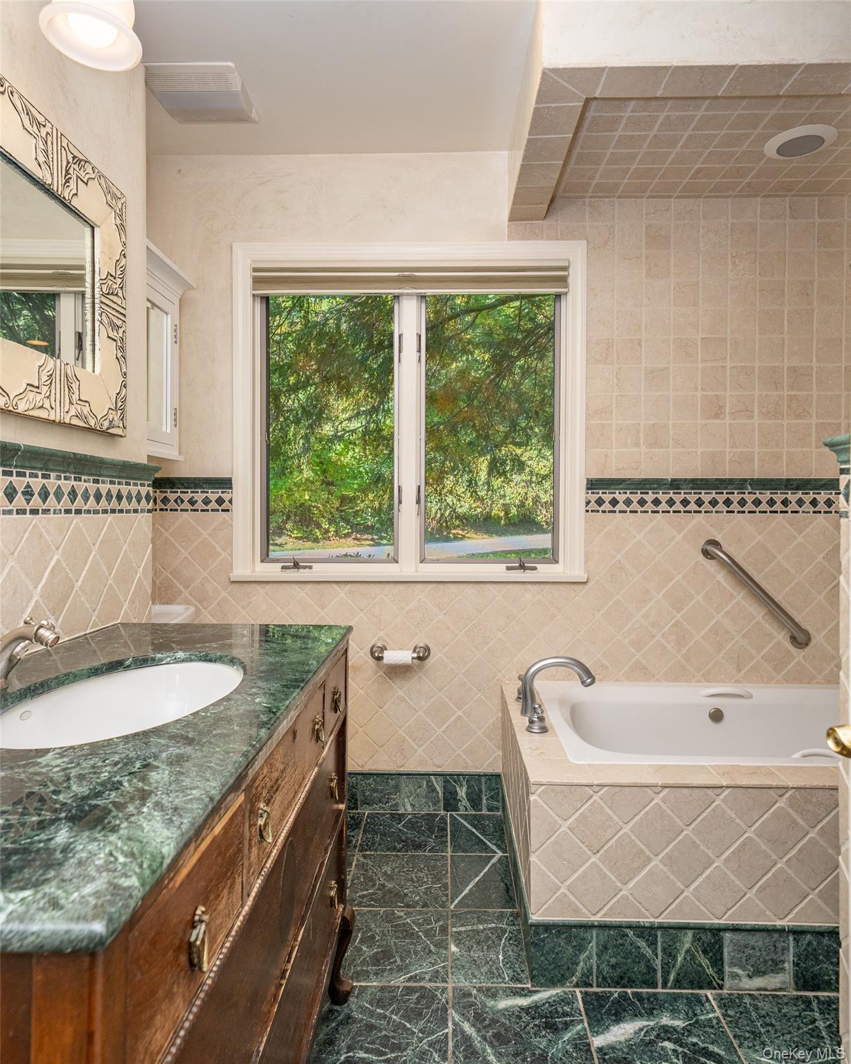 341 Furnace Dock Road # 50, Cortlandt Manor, NY 10567