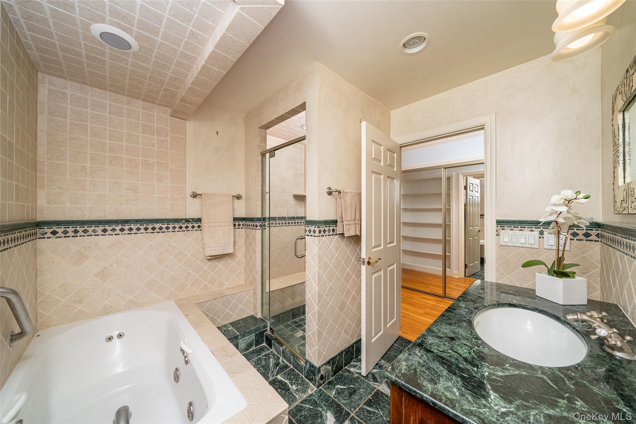 341 Furnace Dock Road # 50, Cortlandt Manor, NY 10567