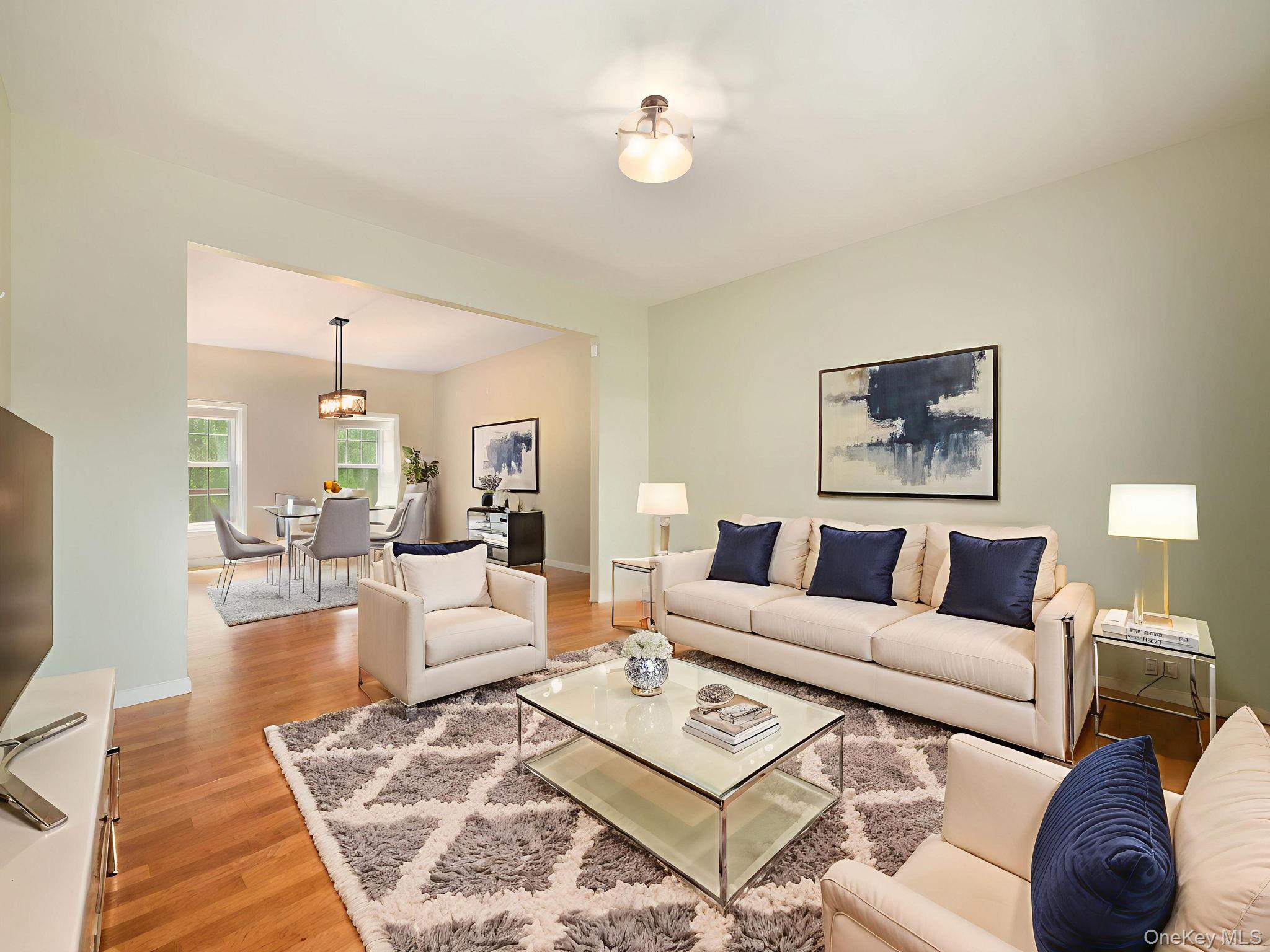 74 Red Maple Way, New Windsor, NY 12553