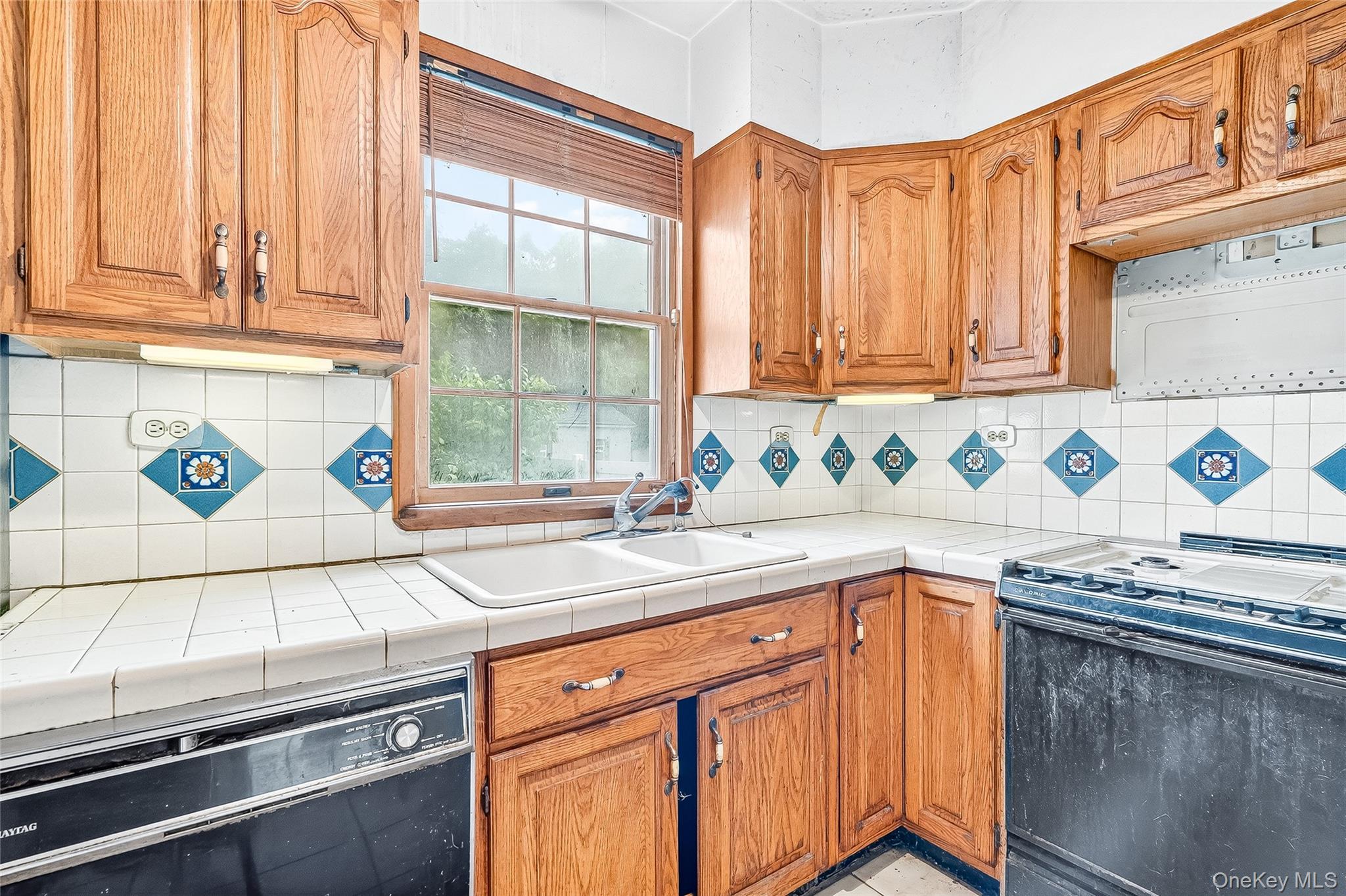 2430 Morgan Avenue, Bronx, NY 10469