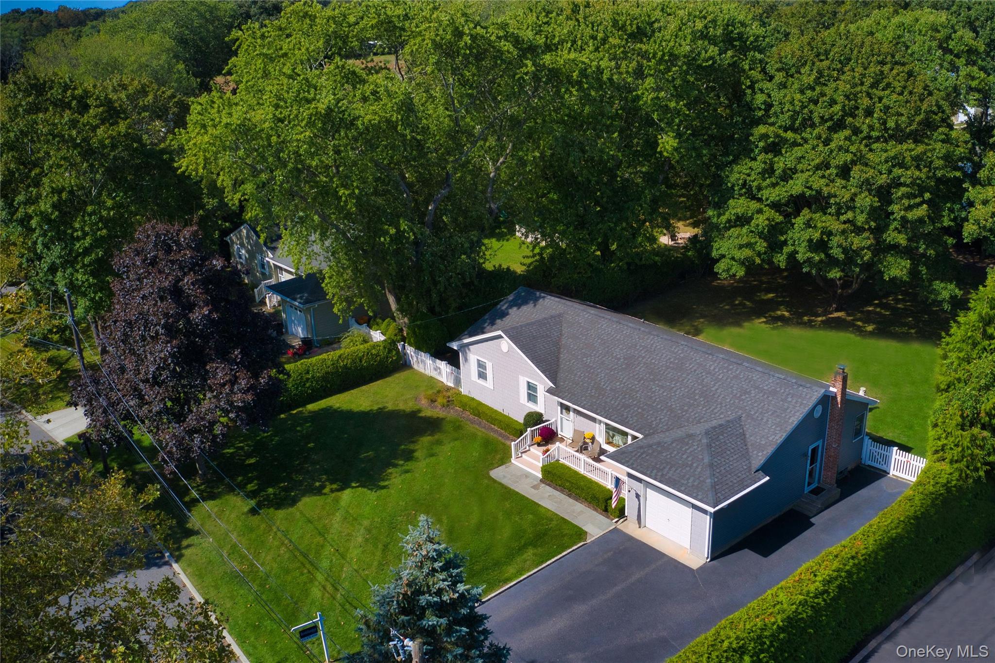 9 Linda Lane, East Moriches, NY 11940