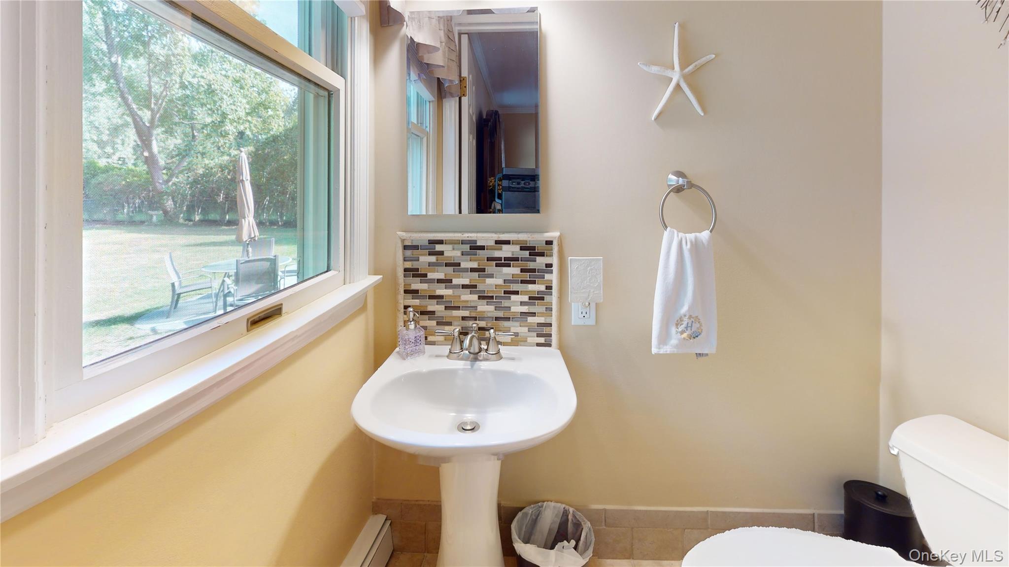 9 Linda Lane, East Moriches, NY 11940