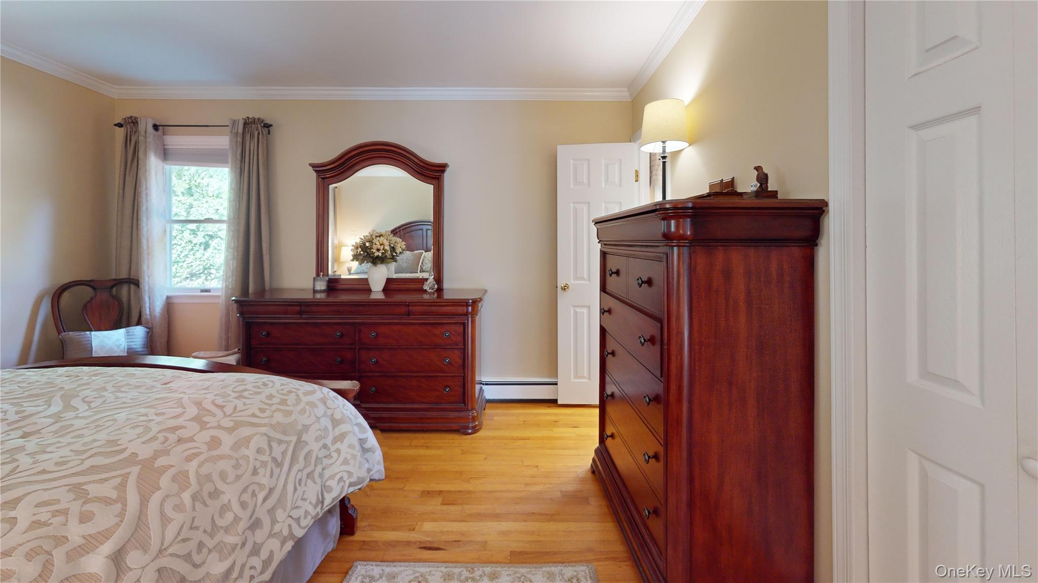 9 Linda Lane, East Moriches, NY 11940