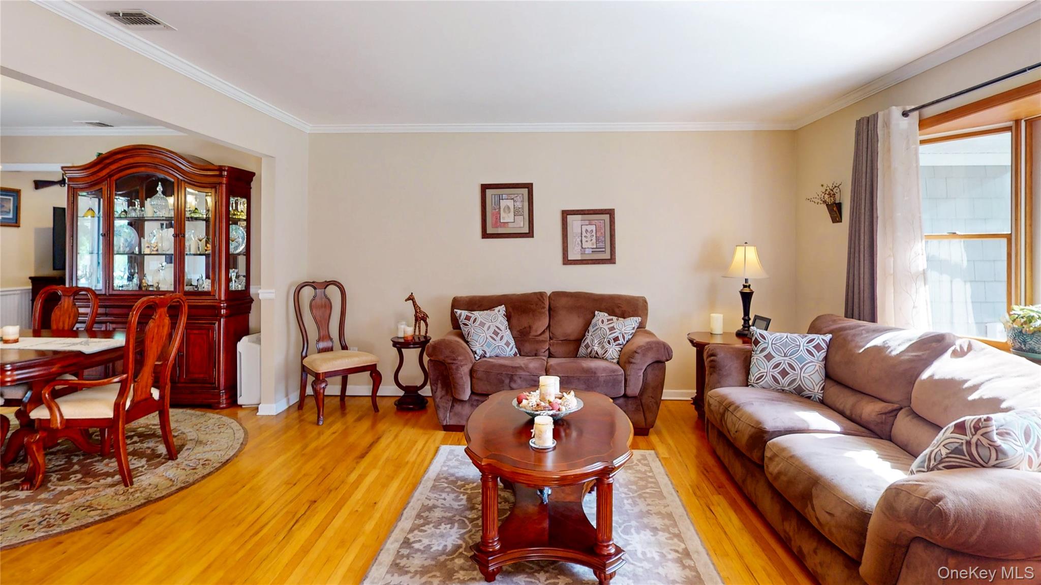 9 Linda Lane, East Moriches, NY 11940