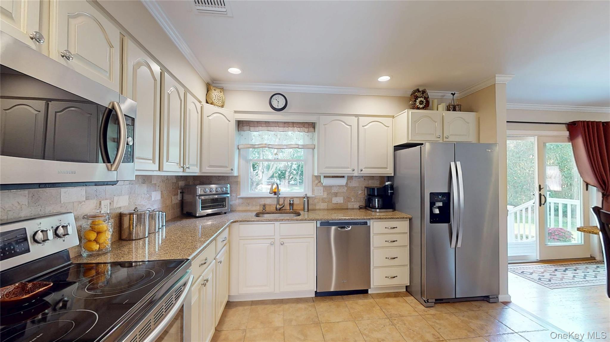 9 Linda Lane, East Moriches, NY 11940