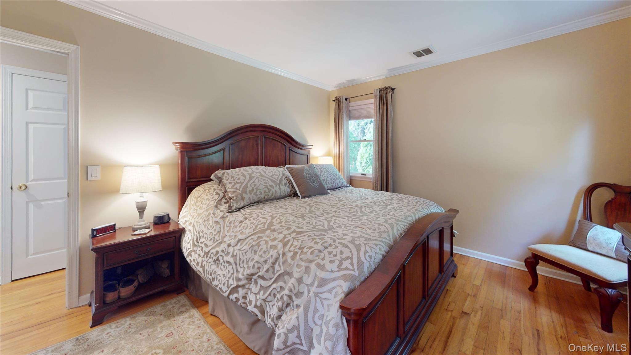 9 Linda Lane, East Moriches, NY 11940