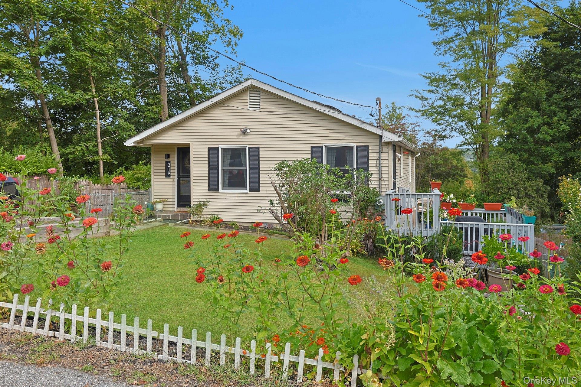 319 Meadow Road, Mahopac, NY 10541