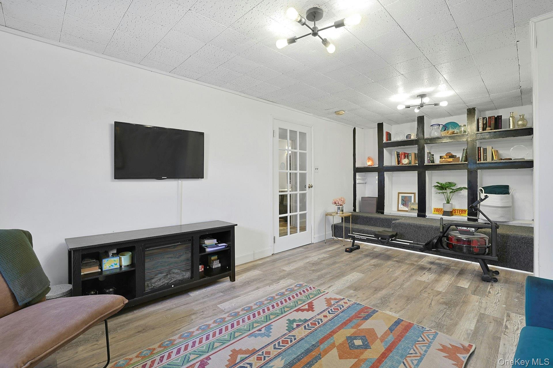 319 Meadow Road, Mahopac, NY 10541