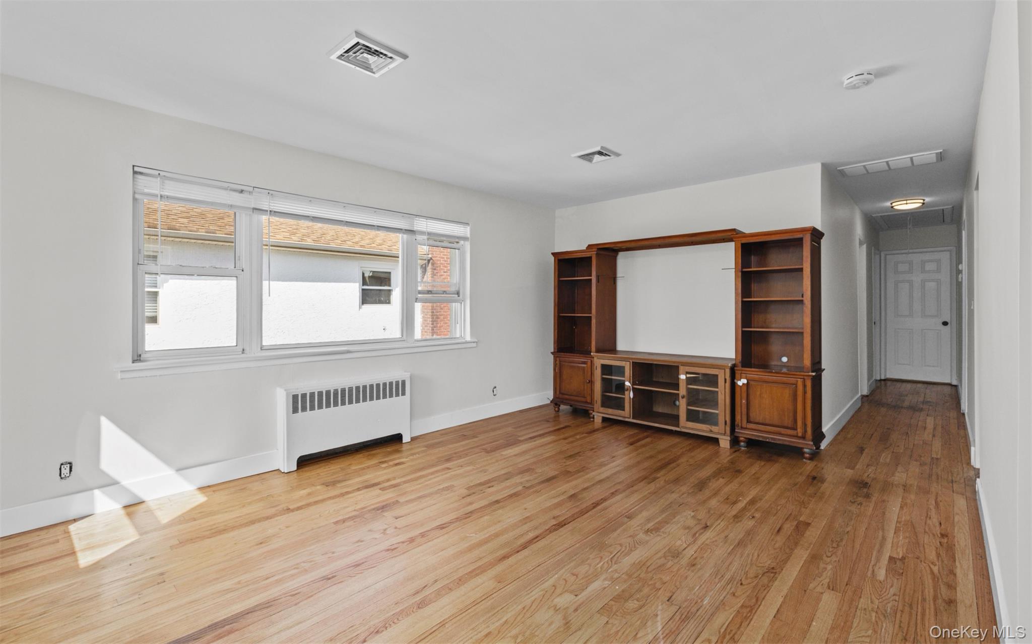 517 E Broadway, Long Beach, NY 11561