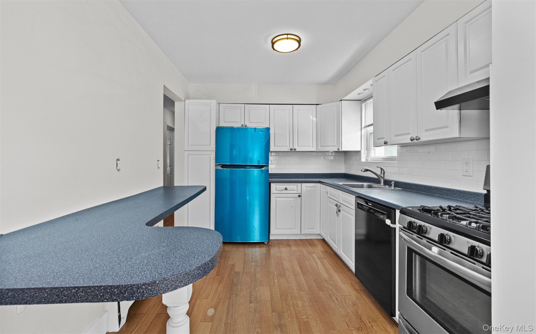 517 E Broadway, Long Beach, NY 11561