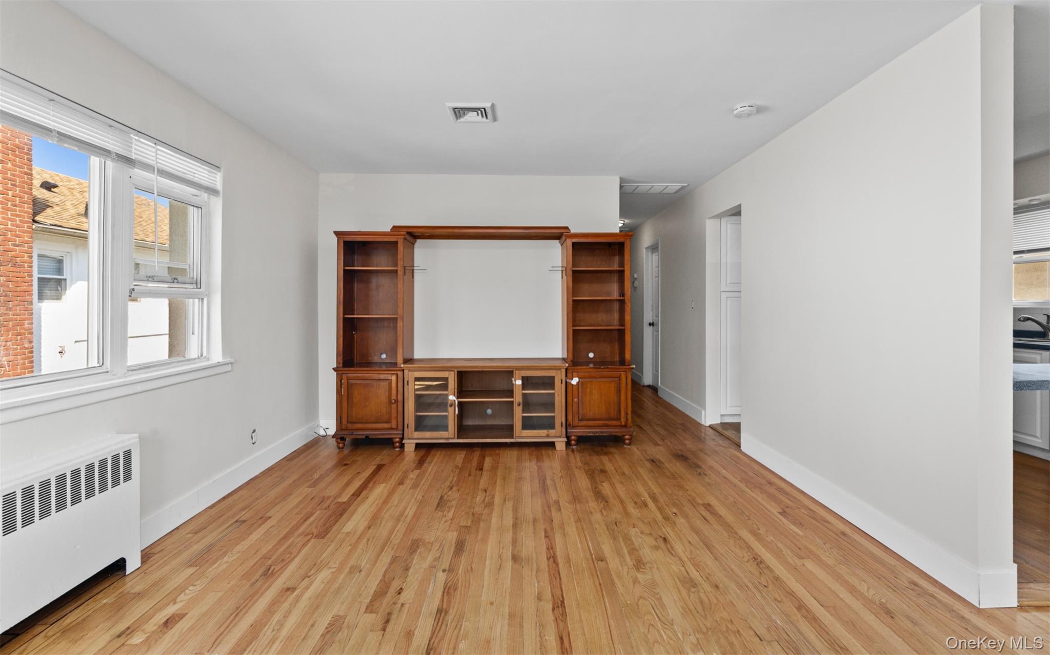 517 E Broadway, Long Beach, NY 11561