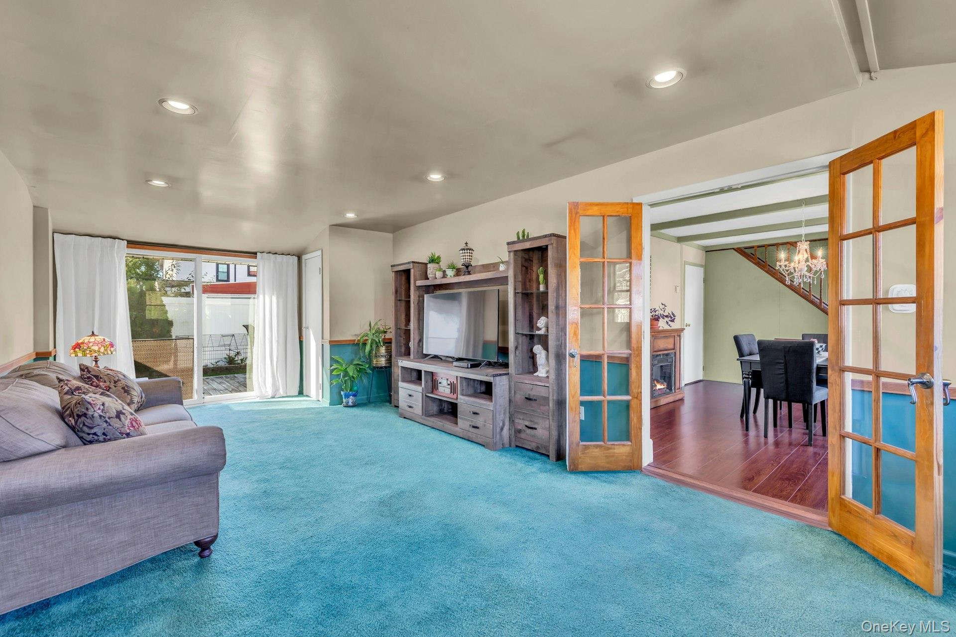 160 Old Farm Road, Levittown, NY 11756